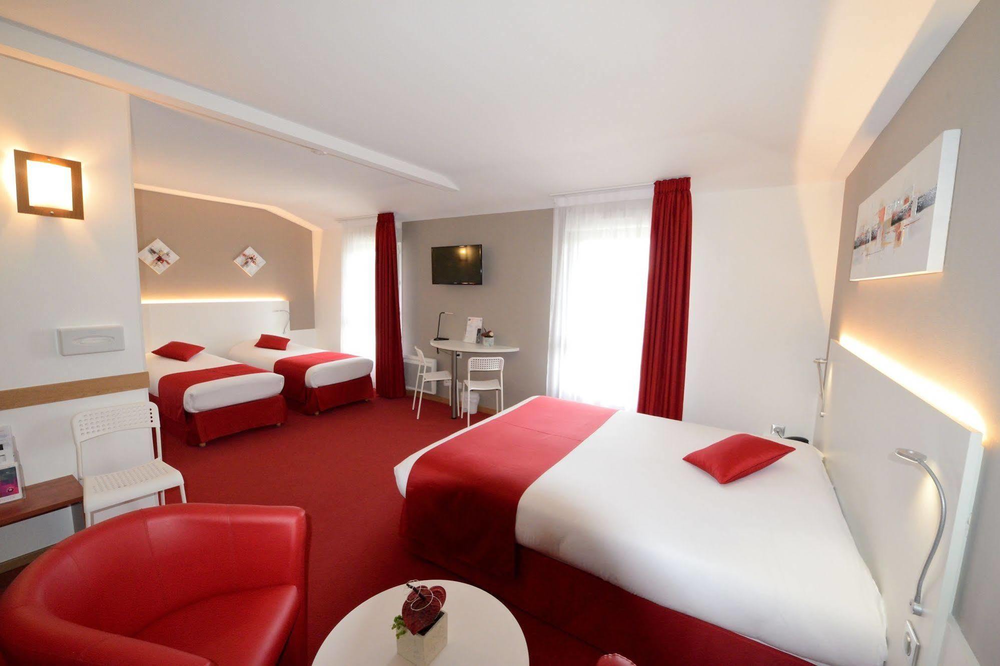 The Originals City, Hotel Loval, Брест Экстерьер фото