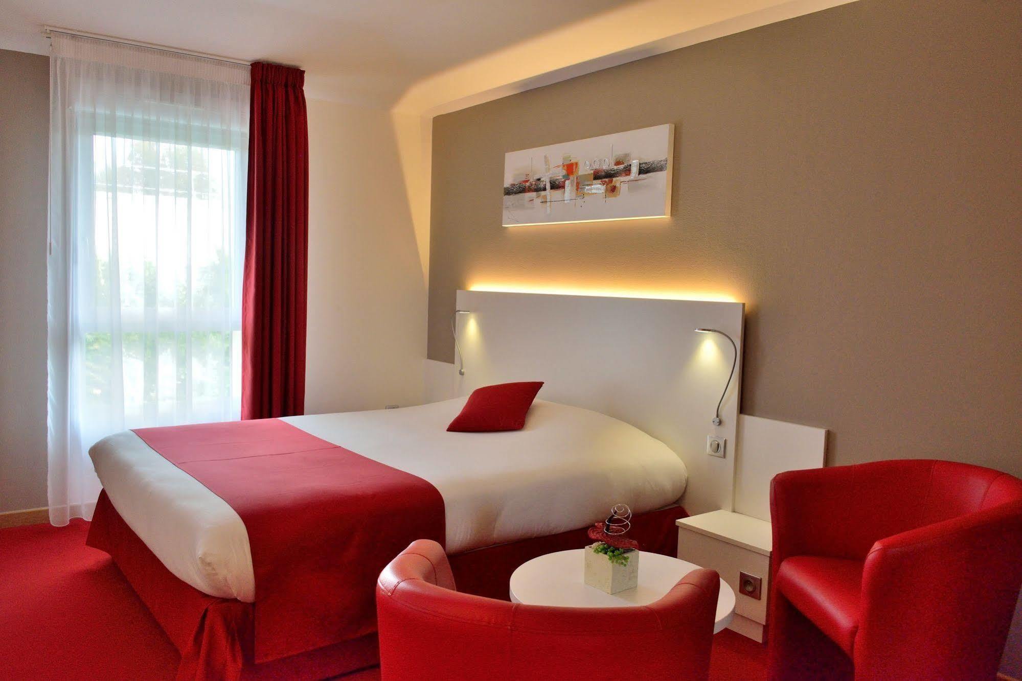 The Originals City, Hotel Loval, Брест Экстерьер фото